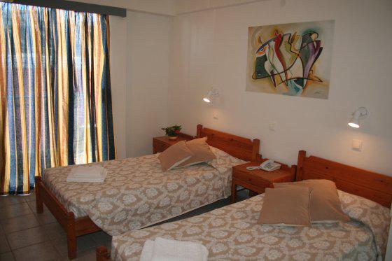 Vassilia Hotel 2*